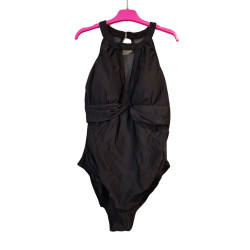 Strój kąpielowy jednoczęściowy czarny modelujący z siateczką XL